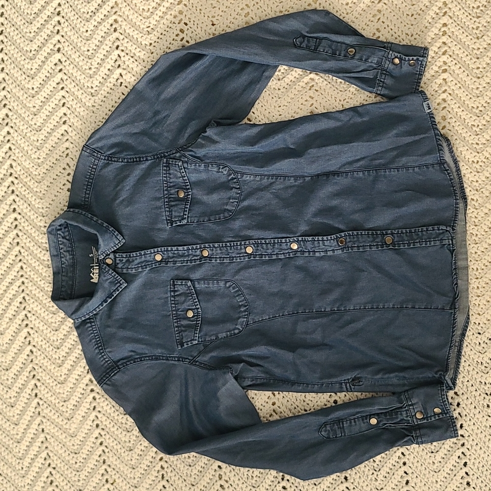 REI Denim-Look Button-Up Shirt in Blue